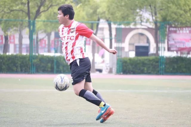 欧冠夺冠赔率：巴萨微弱优势领跑 巴黎力压枪手